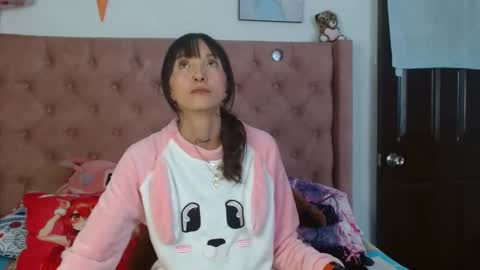 Sakura Skinny online show from March 2025 03:40:01 PM