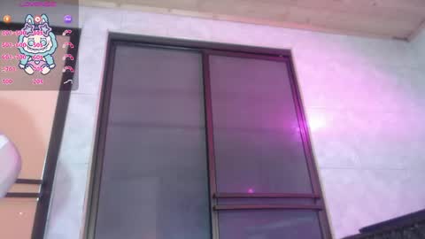 Snapshot of sally23_ chatting on April 2026 05:52:01 PM salloy online show from April 2026 05:52:01 PM