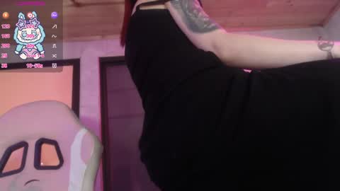 Snapshot of sally23_ chatting on May 2026 02:43:01 PM salloy online show from May 2026 02:43:01 PM