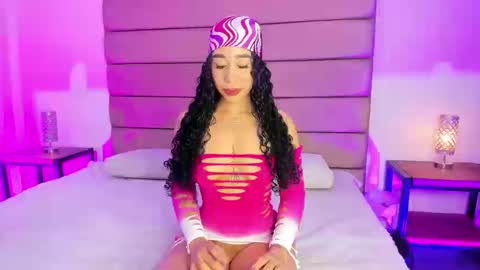 Snapshot of sally_rosses chatting on February 2026 12:33:01 PM sally rosses online show from February 2026 12:33:01 PM