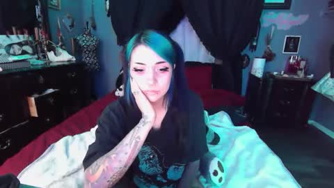 sallylynnxx online show from February 2026 06:19:02 AM