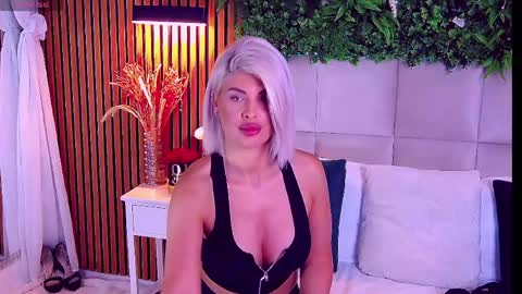 SalmaRoze online show from May 2026 05:01:02 AM