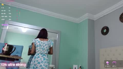 Isabel online show from October 2025 12:35:01 PM