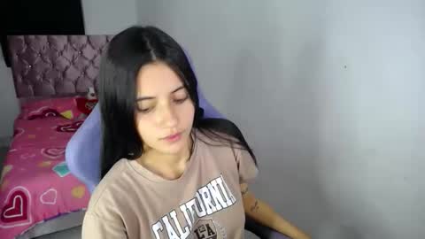 Snapshot of salome_fox4 chatting on October 2025 12:40:02 AM salome online show from October 2025 12:40:02 AM