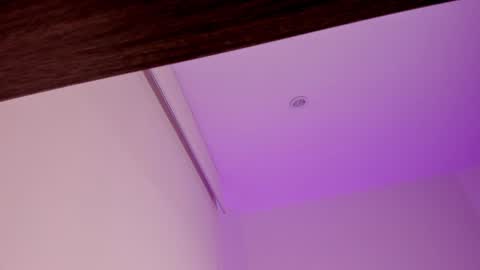 Snapshot of salomee_11 chatting on December 2024 06:14:01 AM salo online show from December 2024 06:14:01 AM