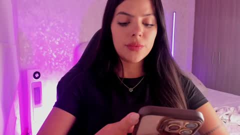 Snapshot of salomee_11 chatting on February 2025 04:57:01 AM salo online show from February 2025 04:57:01 AM