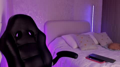 Snapshot of salomee_11 chatting on February 2025 05:25:01 AM salo online show from February 2025 05:25:01 AM