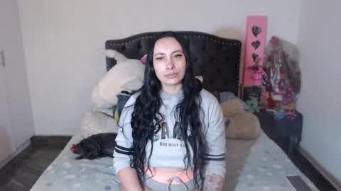 Snapshot of salomefox2 chatting on February 2026 03:11:01 AM yenny online show from February 2026 03:11:01 AM