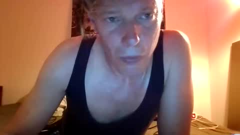 salsapaulus online show from May 2026 09:43:01 PM