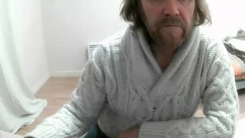 Snapshot of saltimbanquier chatting on February 2025 07:45:02 AM Saltimbanquier Salt ou Banquier online show from February 2025 07:45:02 AM