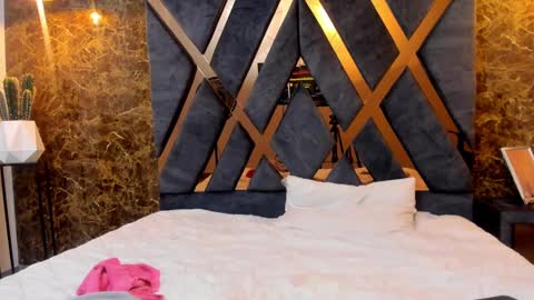 SALVATORE online show from February 2025 03:30:01 PM