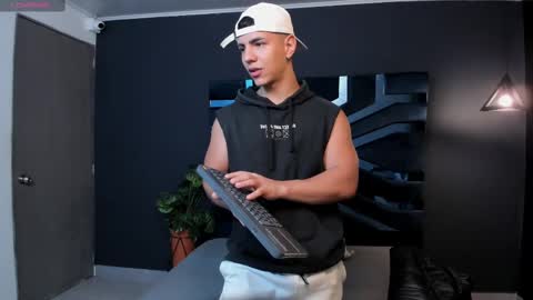 SALVATORE online show from March 2025 11:10:02 AM