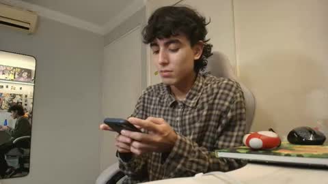 salvatore_montt online show from November 2025 10:31:02 PM