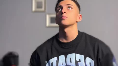 Salvatore online show from March 2026 07:15:01 AM