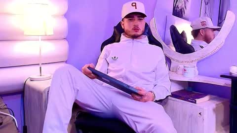 Snapshot of salvattore_muller chatting on February 2026 07:50:02 PM Salvatore online show from February 2026 07:50:02 PM