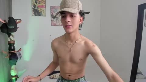 Snapshot of sam__cute chatting on January 2025 07:45:02 PM sam__cute online show from January 2025 07:45:02 PM