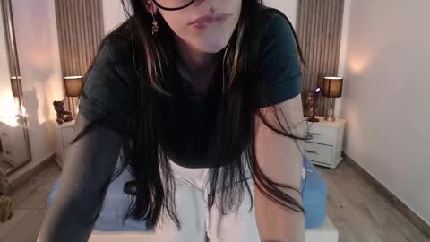 SAM MANSON online show from January 2025 07:11:01 PM