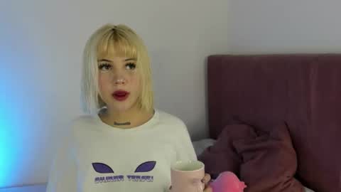 Snapshot of samantha_browwnn chatting on December 2025 05:46:02 AM samantha_browwnn online show from December 2025 05:46:02 AM