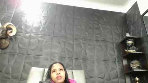 lizzy online show from January 2025 02:45:02 AM