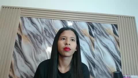 lizzy online show from October 2025 03:25:02 AM