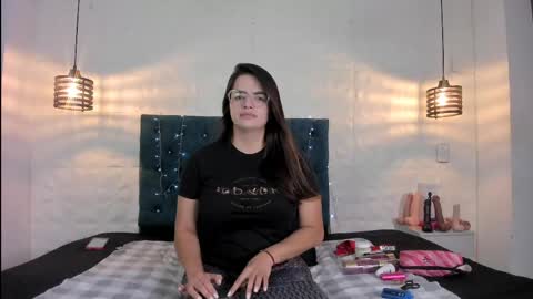 Snapshot of samantha_foxyy chatting on April 2026 12:03:01 PM samantha_foxyy online show from April 2026 12:03:01 PM