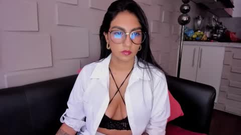 Samantha online show from February 2025 08:53:01 PM