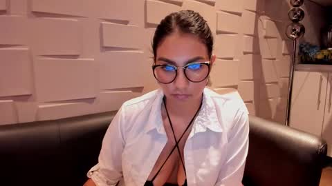 Samantha online show from February 2025 11:55:02 PM