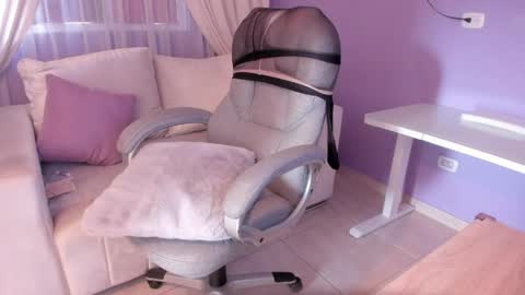 Snapshot of samantha_thompsoon chatting on May 2026 10:15:02 PM samantha_thompsoon online show from May 2026 10:15:02 PM