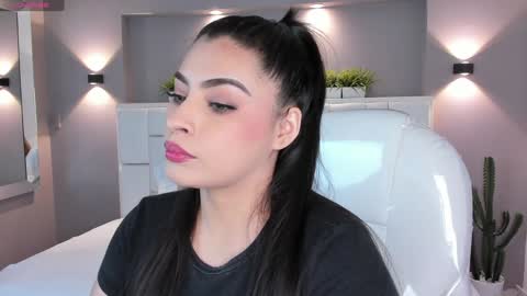  Samanthaa online show from February 2025 03:30:02 AM