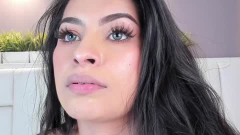  Samanthaa online show from February 2025 09:46:01 AM