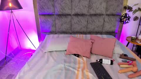 Samantha online show from October 2025 04:46:02 AM