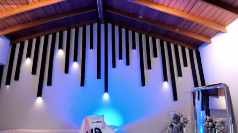 Samantha Klein online show from February 2025 04:23:01 AM