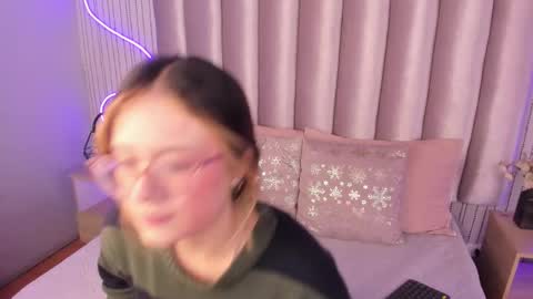 Snapshot of samanthapeachs chatting on October 2025 11:58:02 AM Alejandra online show from October 2025 11:58:02 AM