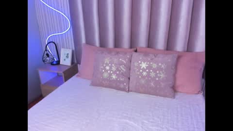 Snapshot of samanthapeachs chatting on November 2025 12:05:02 PM Alejandra online show from November 2025 12:05:02 PM