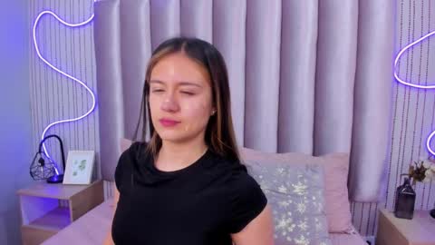 Snapshot of samanthapeachs chatting on November 2025 11:43:01 AM Alejandra online show from November 2025 11:43:01 AM