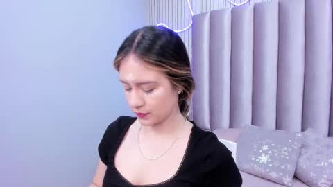 Snapshot of samanthapeachs chatting on December 2025 12:14:01 PM Alejandra online show from December 2025 12:14:01 PM