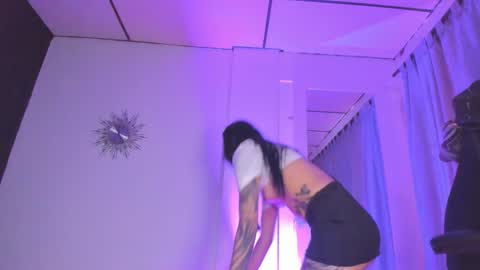 Sam online show from October 2025 09:59:01 PM