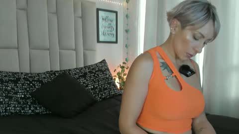 Samixmami online show from February 2025 10:08:02 PM