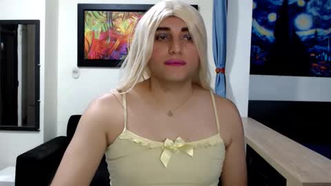 Snapshot of samara81648 chatting on October 2025 06:32:02 AM Samara online show from October 2025 06:32:02 AM