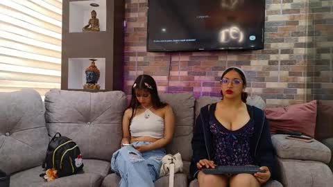 samara_as online show from May 2026 02:12:01 PM