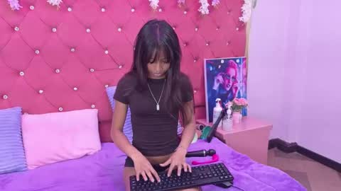 Snapshot of samaraprice11 chatting on October 2025 12:35:01 PM samaraprice11 online show from October 2025 12:35:01 PM