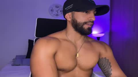 Snapshot of samdornan chatting on February 2025 12:06:02 AM Sam Dornan online show from February 2025 12:06:02 AM