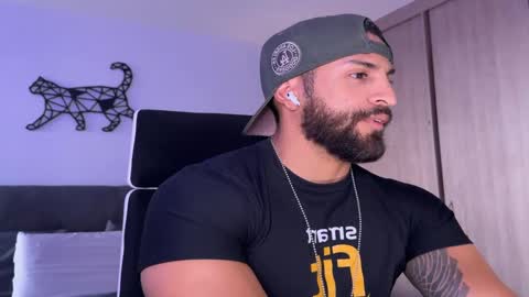 Snapshot of samdornan chatting on September 2025 10:21:01 PM Sam Dornan online show from September 2025 10:21:01 PM