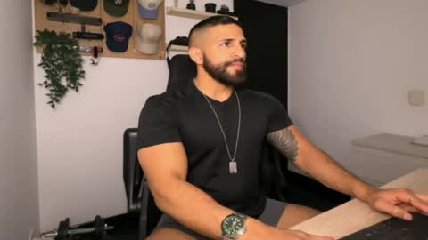 Snapshot of samdornan chatting on February 2026 10:06:02 PM Sam Dornan online show from February 2026 10:06:02 PM