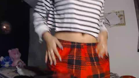 Tami  Gael online show from November 2025 01:40:02 AM