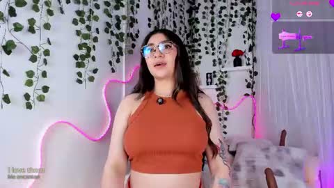 Snapshot of samii_evans chatting on June 2026 05:13:02 AM samii evans online show from June 2026 05:13:02 AM