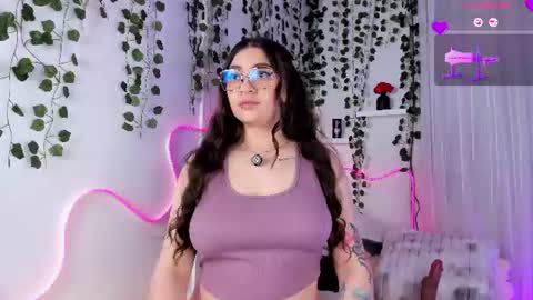Snapshot of samii_evans chatting on July 2026 04:07:02 AM samii evans online show from July 2026 04:07:02 AM