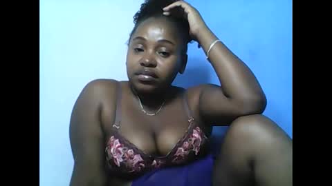 Snapshot of samirah_69 chatting on May 2026 08:36:02 PM samirah_69 online show from May 2026 08:36:02 PM