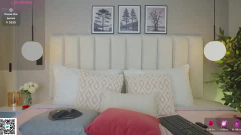 Snapshot of sammy_hamilton chatting on November 2025 01:18:01 AM Ana online show from November 2025 01:18:01 AM