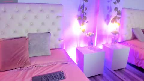 Snapshot of sammy_scott1 chatting on November 2025 04:11:01 AM Samantha online show from November 2025 04:11:01 AM